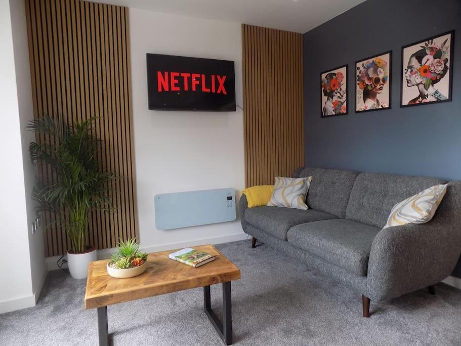 לינקולן 2 Bedroom Luxury City Centre Apt מראה חיצוני תמונה