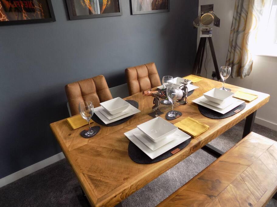 לינקולן 2 Bedroom Luxury City Centre Apt מראה חיצוני תמונה
